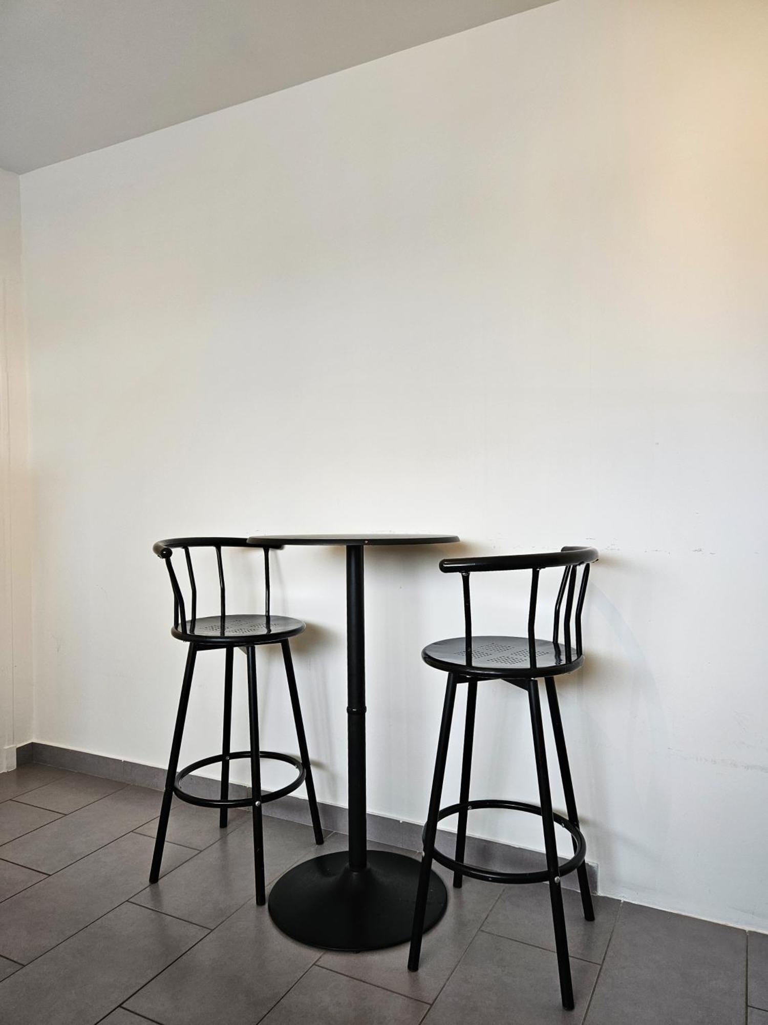 Appartement Des Grands Champs Avec Terrasse แซ็ง-เตญ็อง ภายนอก รูปภาพ