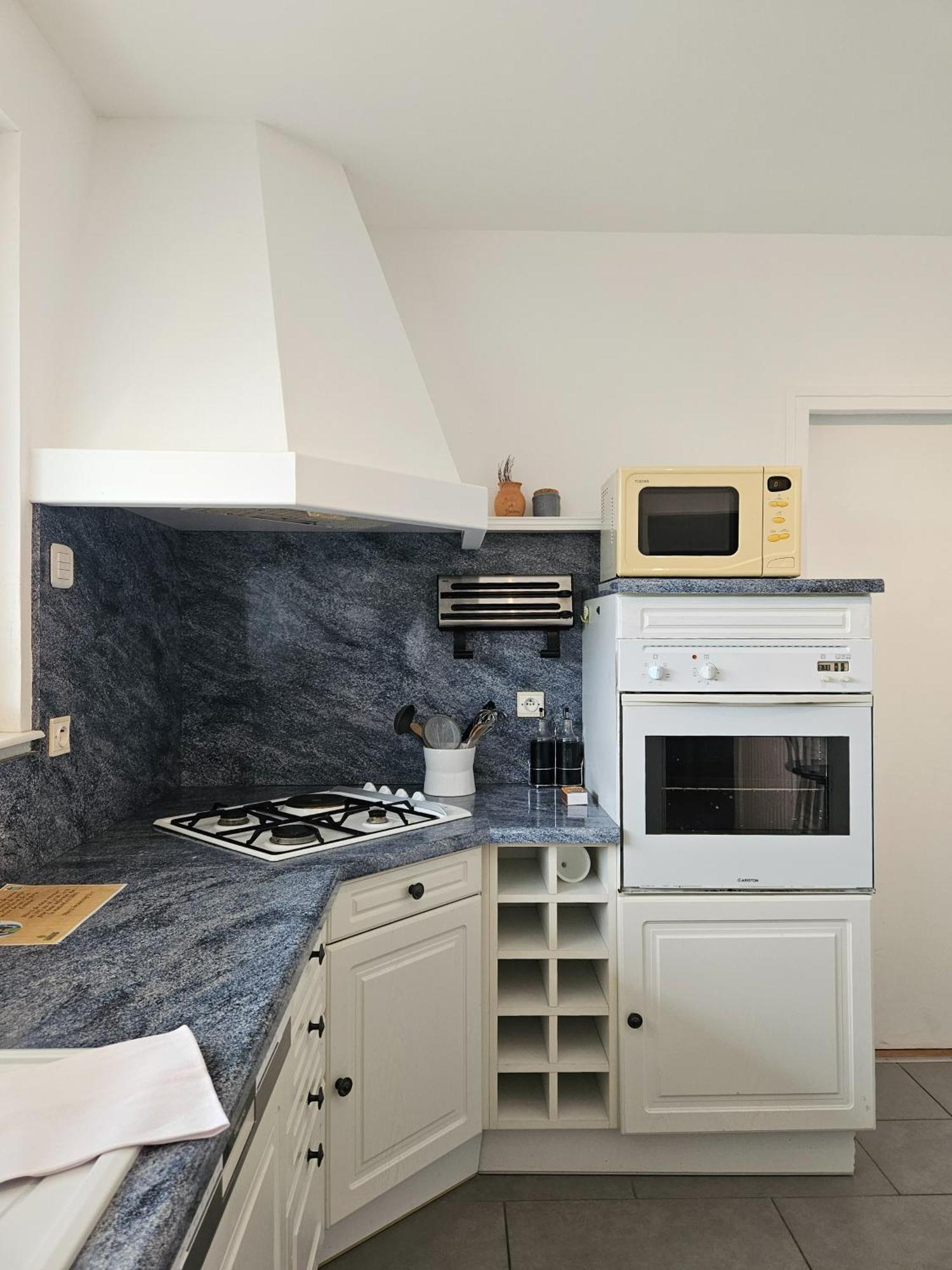 Appartement Des Grands Champs Avec Terrasse แซ็ง-เตญ็อง ภายนอก รูปภาพ